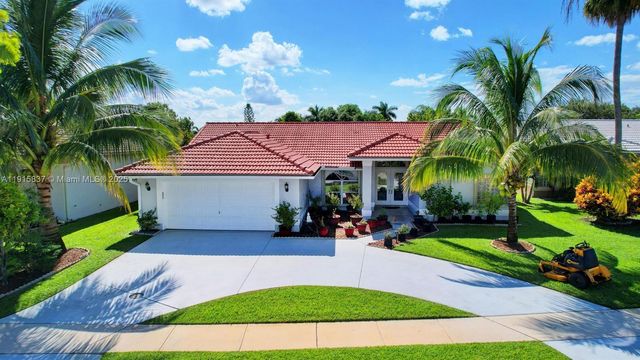 3462 Harness Cir, Wellington, FL 33449