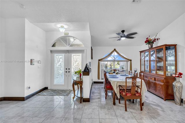 3462 Harness Cir, Wellington, FL 33449