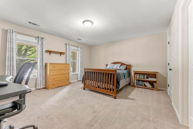 687 WINDY KNOLL CV, Collierville, TN 38017