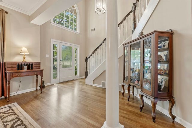 687 WINDY KNOLL CV, Collierville, TN 38017