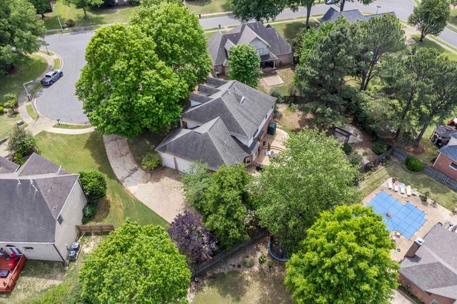 687 WINDY KNOLL CV, Collierville, TN 38017
