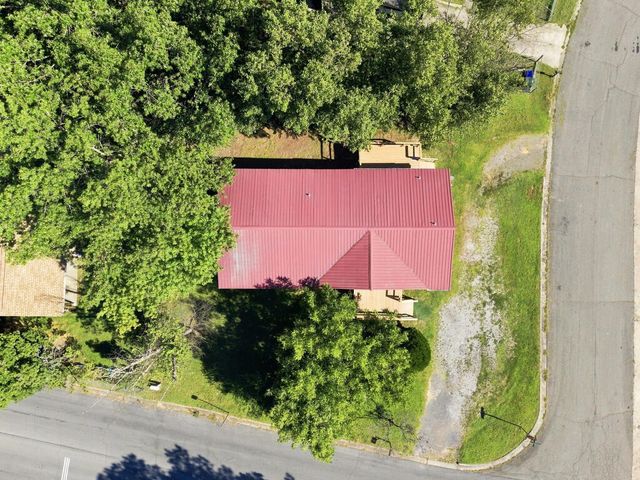 303 Lesley Drive, Dalton, GA 30721
