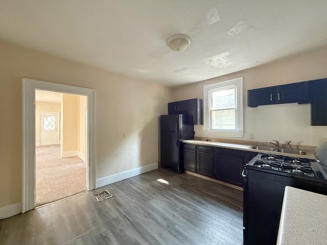 2218 6th Avenue, Rock Island, IL 61201