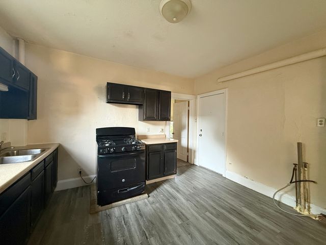 2218 6th Avenue, Rock Island, IL 61201