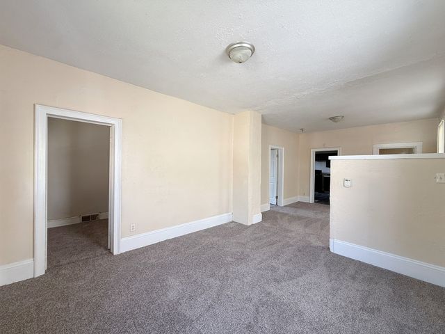 2218 6th Avenue, Rock Island, IL 61201