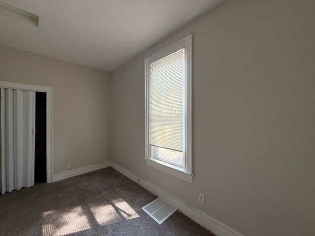 2218 6th Avenue, Rock Island, IL 61201