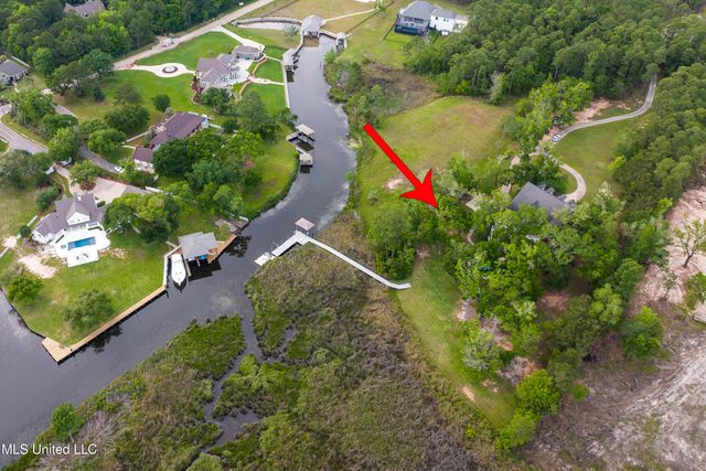 10745 Plantation Lane, Gulfport, MS 39503