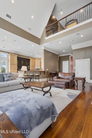 10745 Plantation Lane, Gulfport, MS 39503