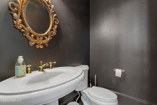 10745 Plantation Lane, Gulfport, MS 39503