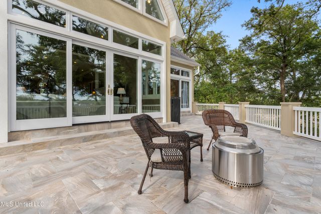 10745 Plantation Lane, Gulfport, MS 39503