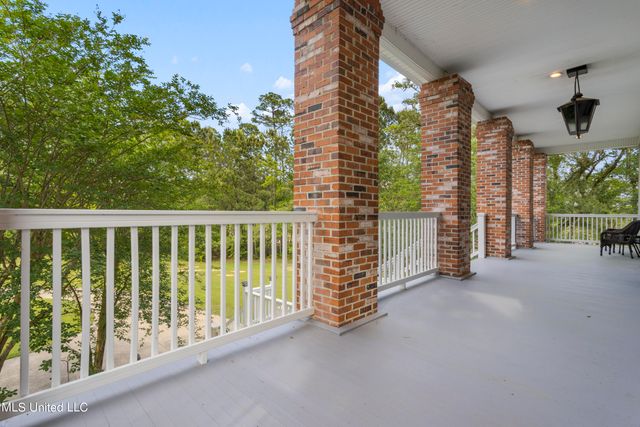 10745 Plantation Lane, Gulfport, MS 39503