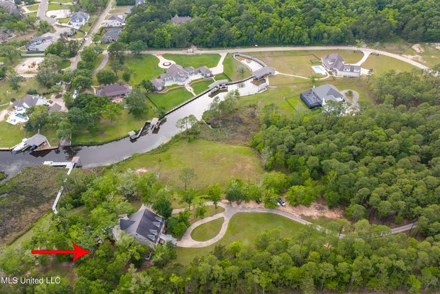 10745 Plantation Lane, Gulfport, MS 39503