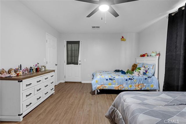 18563 Yucca Street, Hesperia, CA 92345