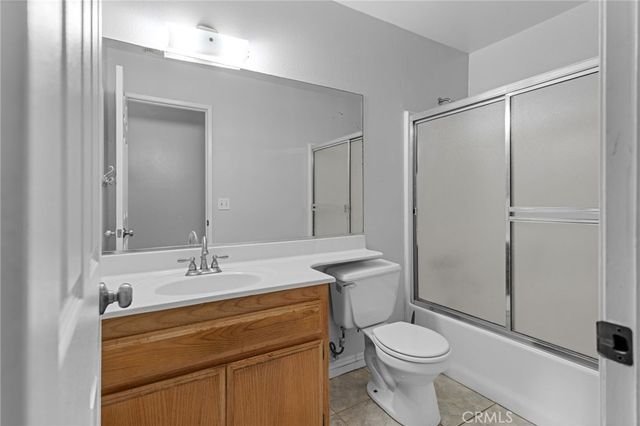 18563 Yucca Street, Hesperia, CA 92345