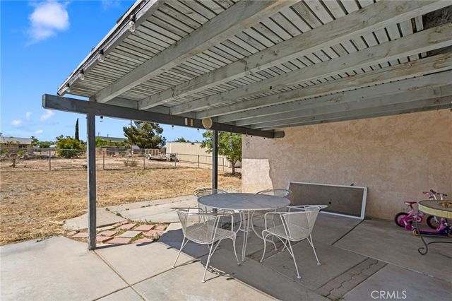 18563 Yucca Street, Hesperia, CA 92345