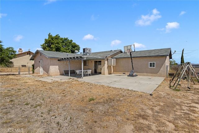 18563 Yucca Street, Hesperia, CA 92345