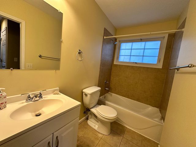 629 Oak Street SE, Minneapolis, MN 55414