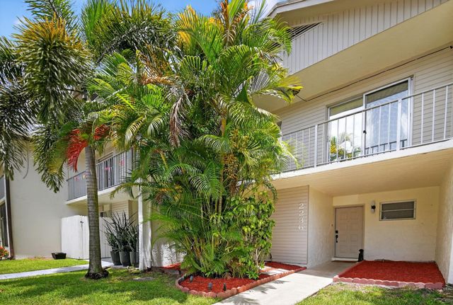 2236 Nova Village Dr na, Davie, FL 33317