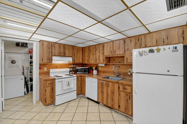 2236 Nova Village Dr na, Davie, FL 33317