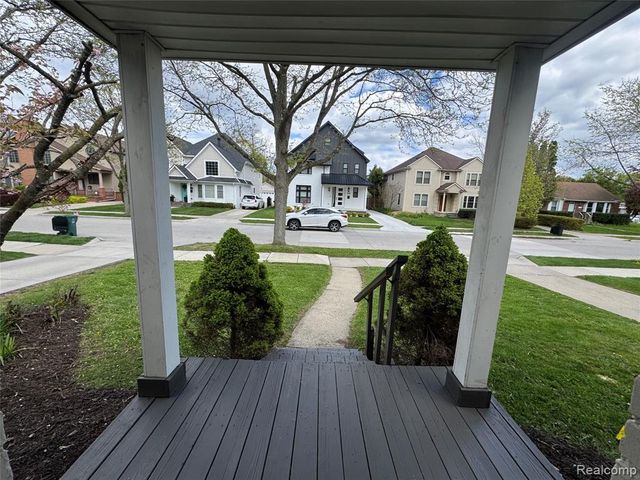 1948 Henrietta Street, Birmingham, MI 48009
