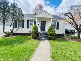 1948 Henrietta Street, Birmingham, MI 48009