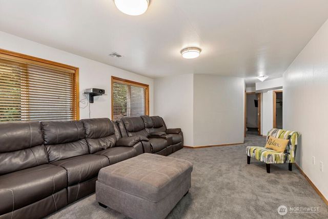 3730 SW Galway Court, Port Orchard, WA 98367