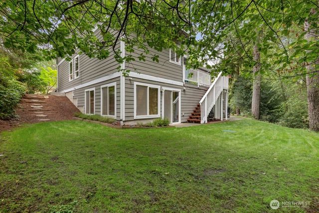 3730 SW Galway Court, Port Orchard, WA 98367