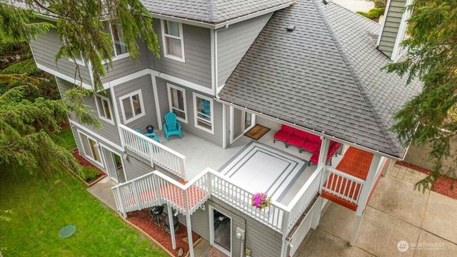 3730 SW Galway Court, Port Orchard, WA 98367