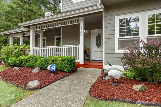 3730 SW Galway Court, Port Orchard, WA 98367