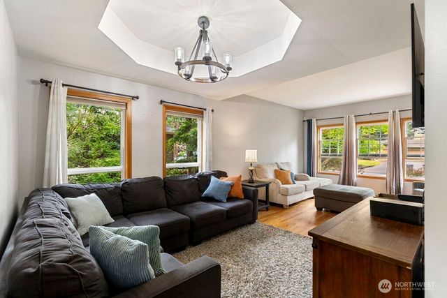 3730 SW Galway Court, Port Orchard, WA 98367