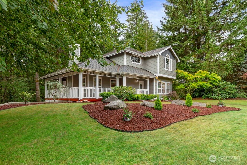 3730 SW Galway Court, Port Orchard, WA 98367