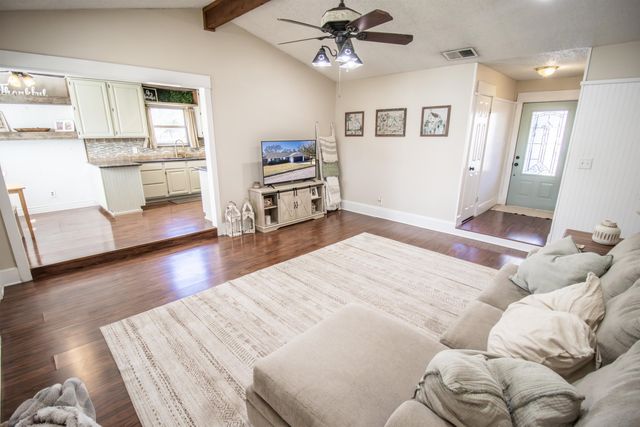 3416 Rupe Huffman Rd, Longview, TX 75605