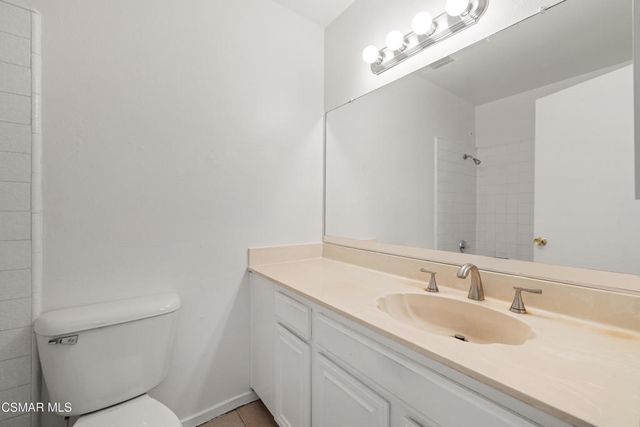 2026 Calle La Sombra 2, Simi Valley, CA 93063