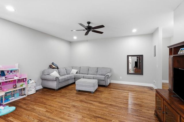 1115 Cross Pointe Dr, Cookeville, TN 38506