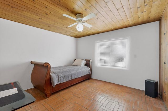 418 Tahoe Place NE, Albuquerque, NM 87107