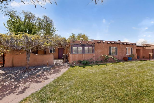 418 Tahoe Place NE, Albuquerque, NM 87107