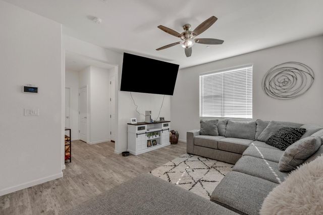 3288 Sunny Gate Ln, Folsom, CA 95630