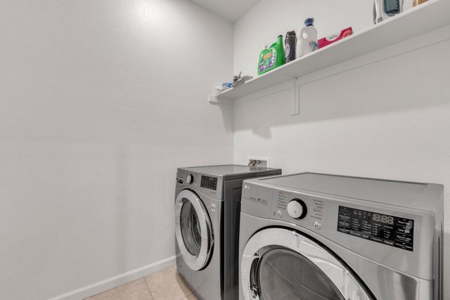 3288 Sunny Gate Ln, Folsom, CA 95630