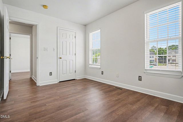 1237 Swingline Way, Raleigh, NC 27610