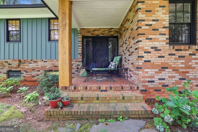 1223 Rosedale Street, Toccoa, GA 30577