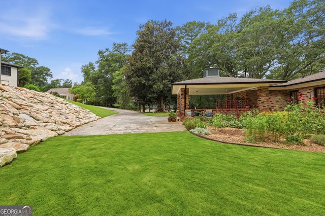 1223 Rosedale Street, Toccoa, GA 30577