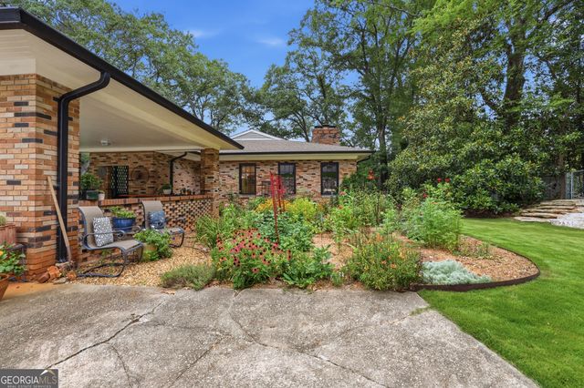 1223 Rosedale Street, Toccoa, GA 30577
