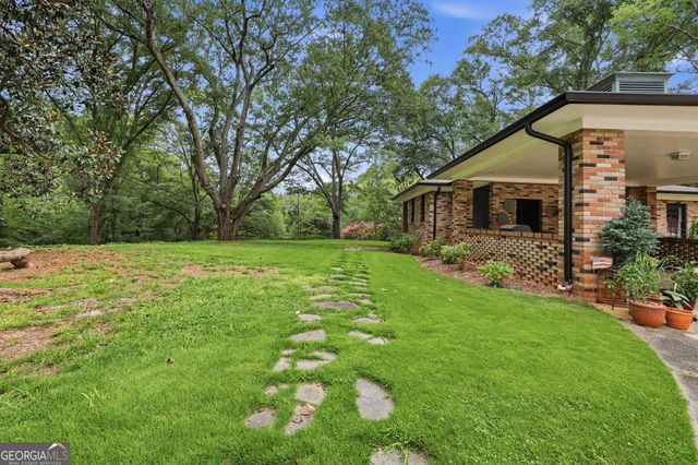 1223 Rosedale Street, Toccoa, GA 30577