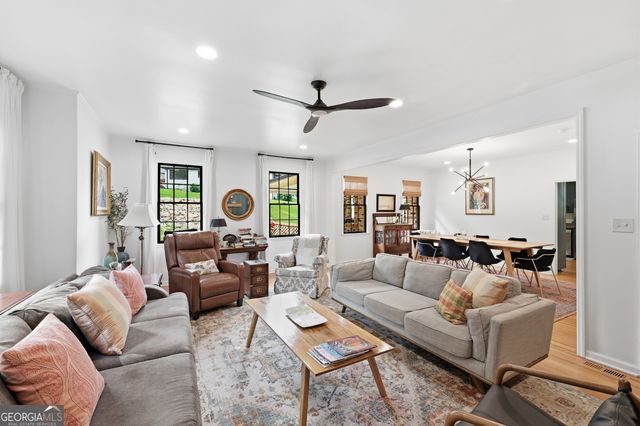 1223 Rosedale Street, Toccoa, GA 30577