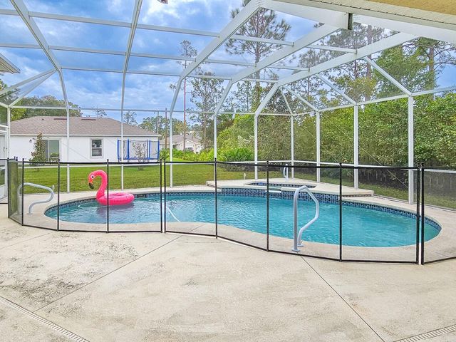 18 SQUIRREL PLACE, Palm Coast, FL 32164