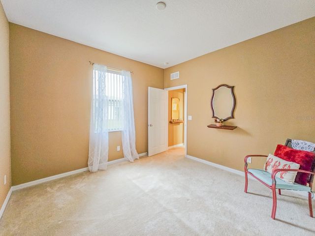 18 SQUIRREL PLACE, Palm Coast, FL 32164