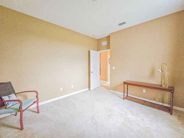 18 SQUIRREL PLACE, Palm Coast, FL 32164