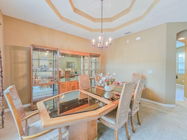 18 SQUIRREL PLACE, Palm Coast, FL 32164