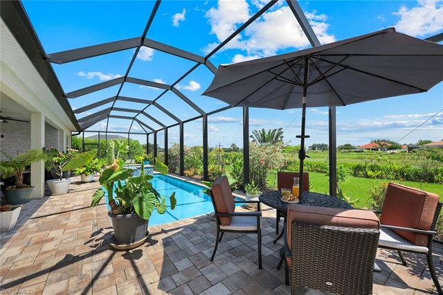 18725 Lake Hammock DR, Naples, FL 34114