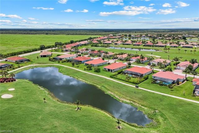 18725 Lake Hammock DR, Naples, FL 34114